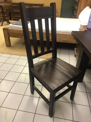 Rustic Pine R431P Harvest Table & 6 Rustic Slat Back Chairs in Guinness Finish S-121